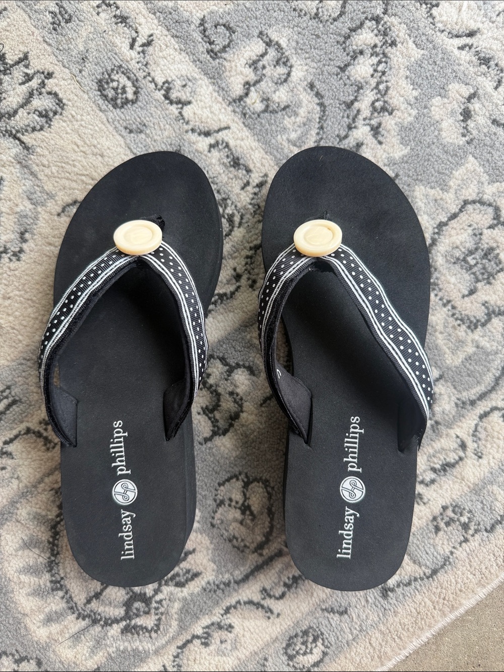 lindsay phillips Black Thong Sandals with Ivory Button Accent Black size 7